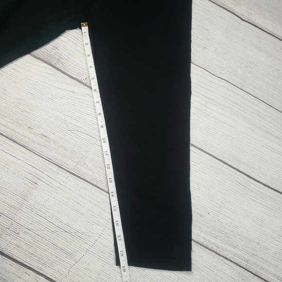 Times Maternity, High Waisted, Compression, Black Leggings, Size Medium - Picture 12 of 13